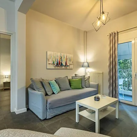 Ruby ' S Best Acropolis Apartment-3